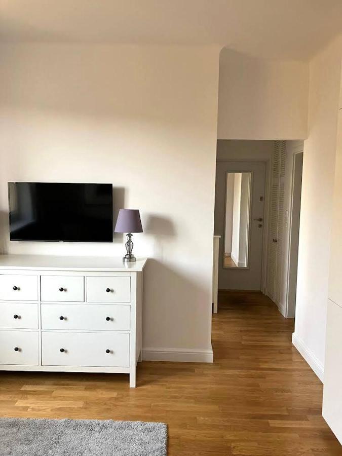 Cute Apartment In The City Center , 2-Beds , Wi-Fi - By Hik Apartments Варшава Экстерьер фото